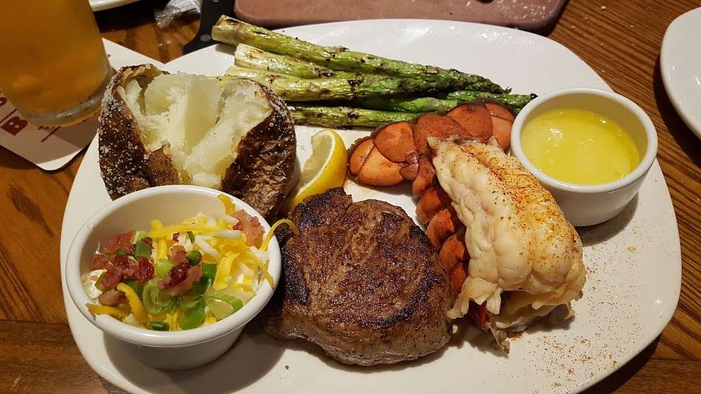 Outback Steakhouse | 979 Folger Dr, Statesville, NC 28625 | Phone: (704) 838-1818