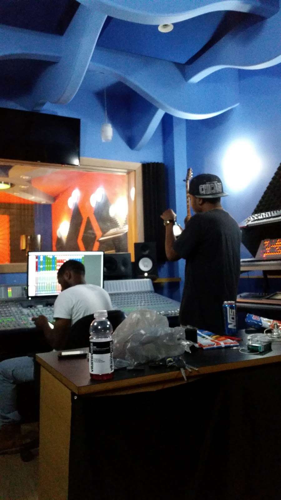 Audio Box Studios | 4139 South Blvd, Charlotte, NC 28209 | Phone: (803) 261-5662