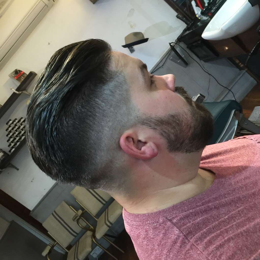 AJ Barbers | Station House, Station Rd, Otford, Sevenoaks TN14 5QY, UK | Phone: 01959 525558