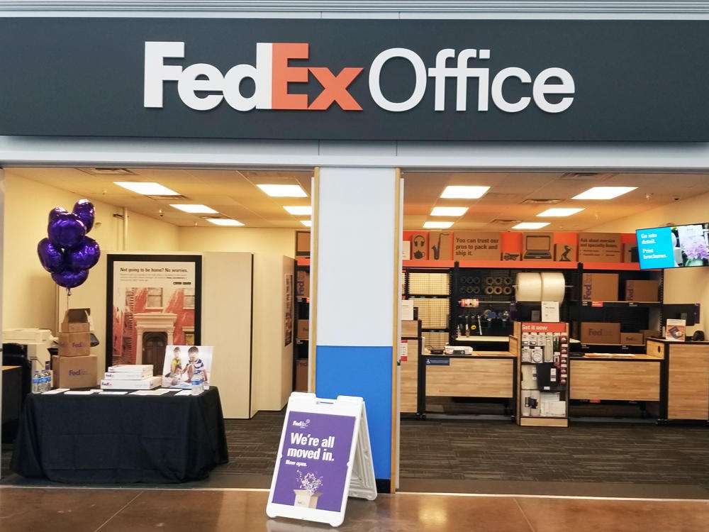 FedEx Office Print & Ship Center | 1919 N Main St, Pearland, TX 77581, USA | Phone: (281) 668-0331