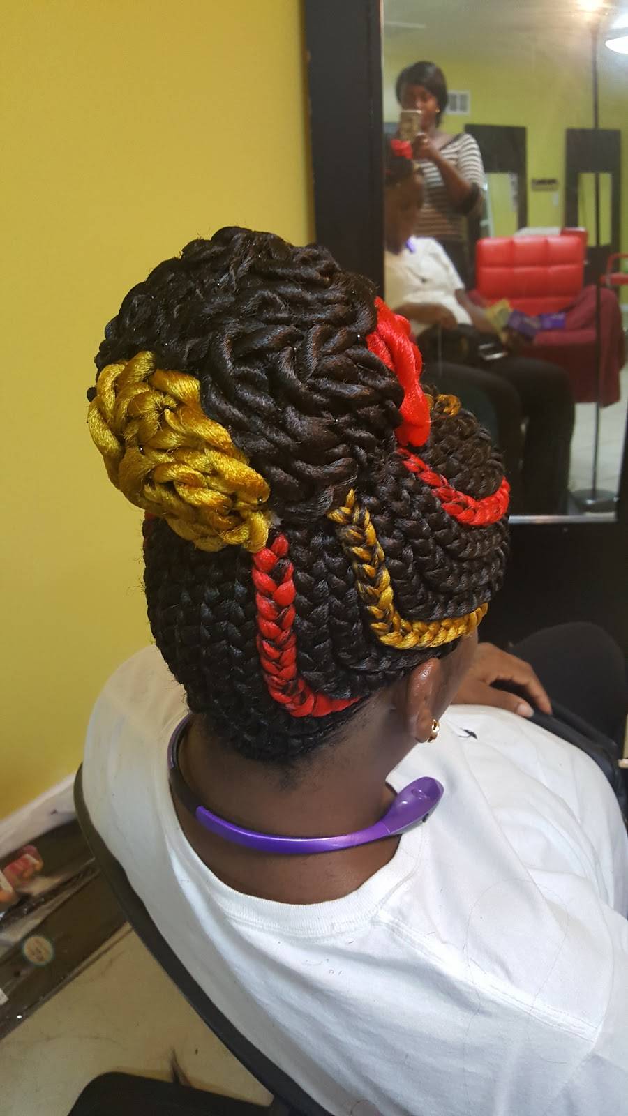 Antoinette Mendy African Hair Braiding | 10101 Mary Dell Ln, Jeffersontown, KY 40299, USA | Phone: (502) 457-2997