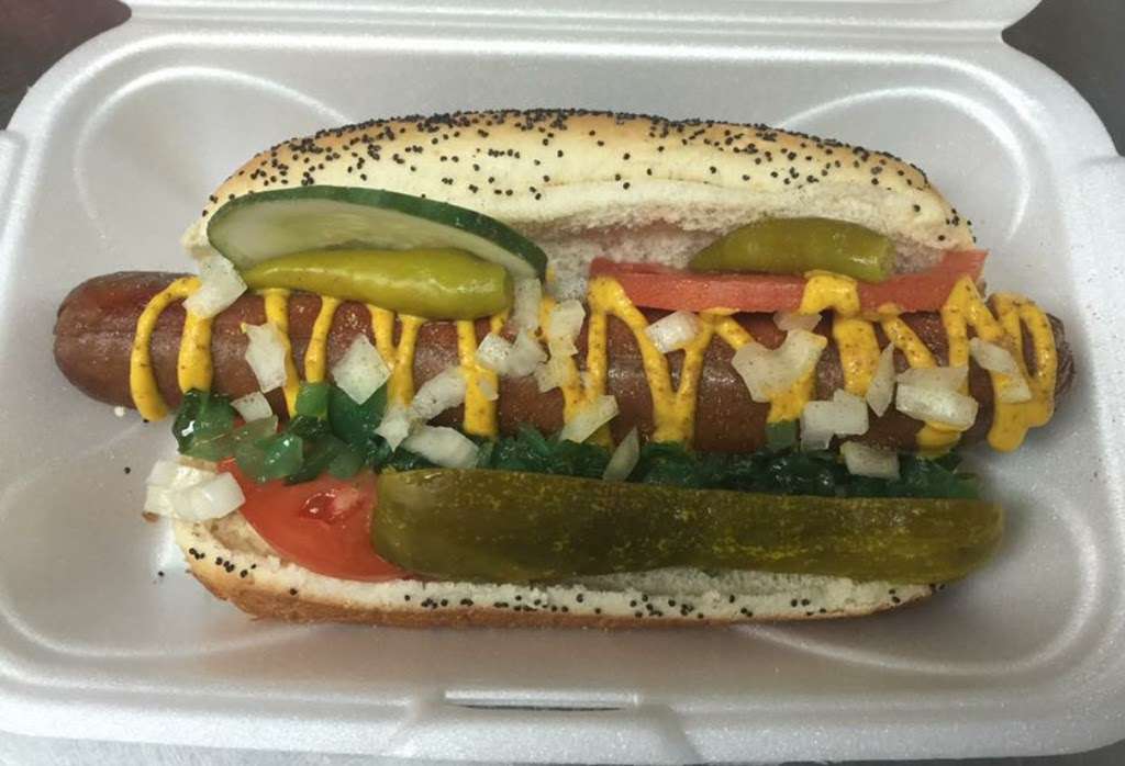Yummy Dogs | 577 Deltona Blvd, Deltona, FL 32725, USA | Phone: (386) 259-9729