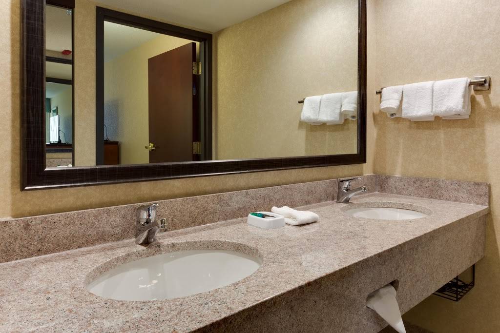 Drury Inn & Suites Birmingham Grandview | 3510 Grandview Pkwy, Birmingham, AL 35243, USA | Phone: (205) 967-2450