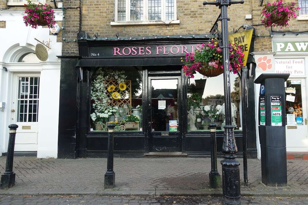 Roses Florist Of Chislehurst | 4 Royal Parade, Chislehurst BR7 6NR, UK | Phone: 020 8467 3203