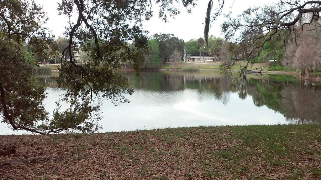 Lake Lawsona Park | 1019 E Jackson St, Orlando, FL 32801, USA | Phone: (407) 246-2283