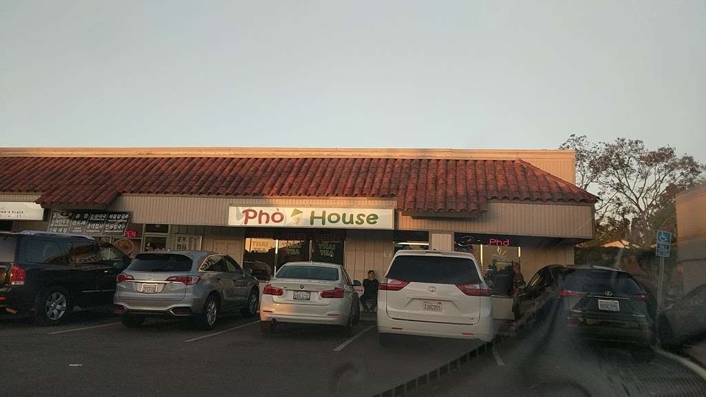 Pho House | 5248 Beach Blvd, Buena Park, CA 90621 | Phone: (714) 994-1690