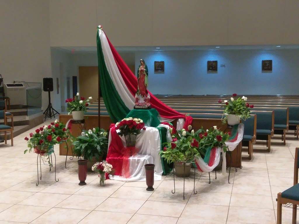 Iglesia Católica St. Isaac Jogues - Catholic Church | 4301 S Chickasaw Trail, Orlando, FL 32829 | Phone: (407) 249-0906