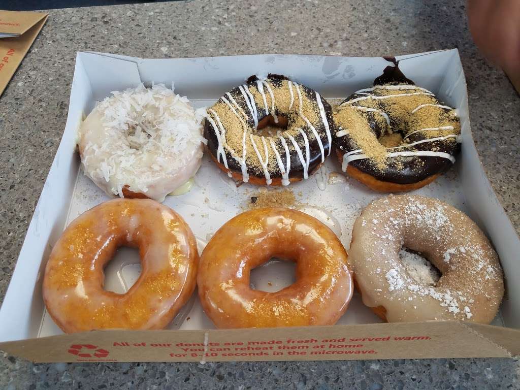 Duck Donuts | 1431, 1327 Rockville Pike, Rockville, MD 20852, USA | Phone: (301) 296-1988