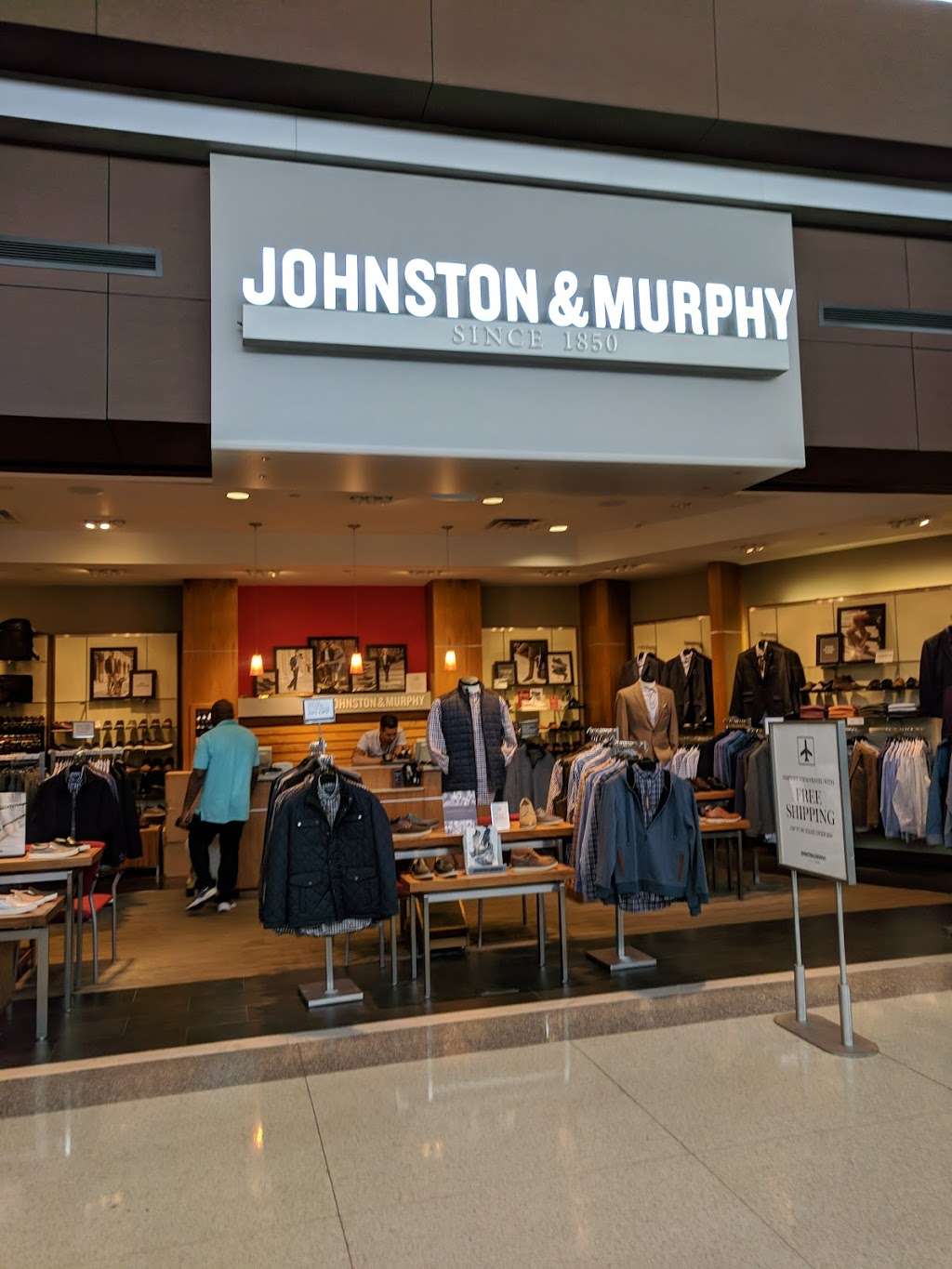 Johnston & Murphy | 3 Brewster Road, Terminal C, Gates 73/74, Newark, NJ 07114, USA | Phone: (973) 824-0856