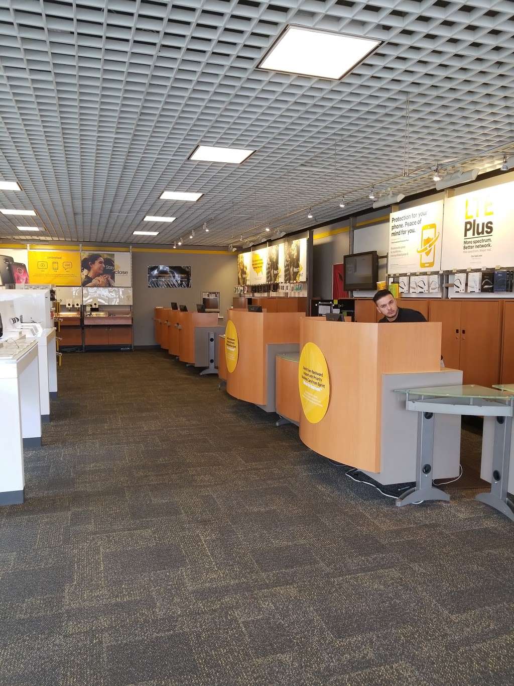 Sprint Store | 2118 Cottman Ave, Philadelphia, PA 19149 | Phone: (215) 342-3084