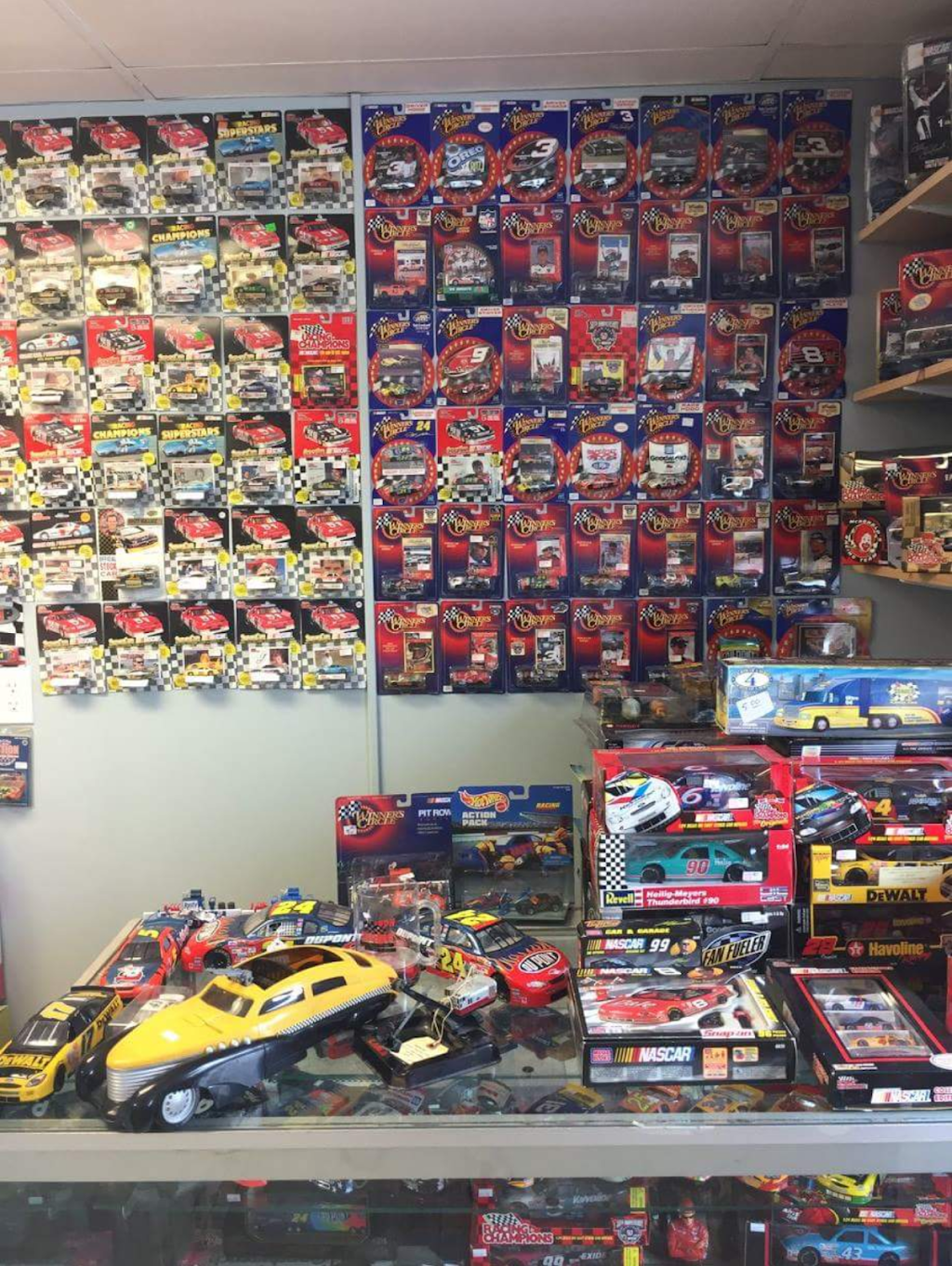 WACS Toys and Collectibles | 2847 Ridge Pike, Trooper, PA 19403 | Phone: (484) 744-7486