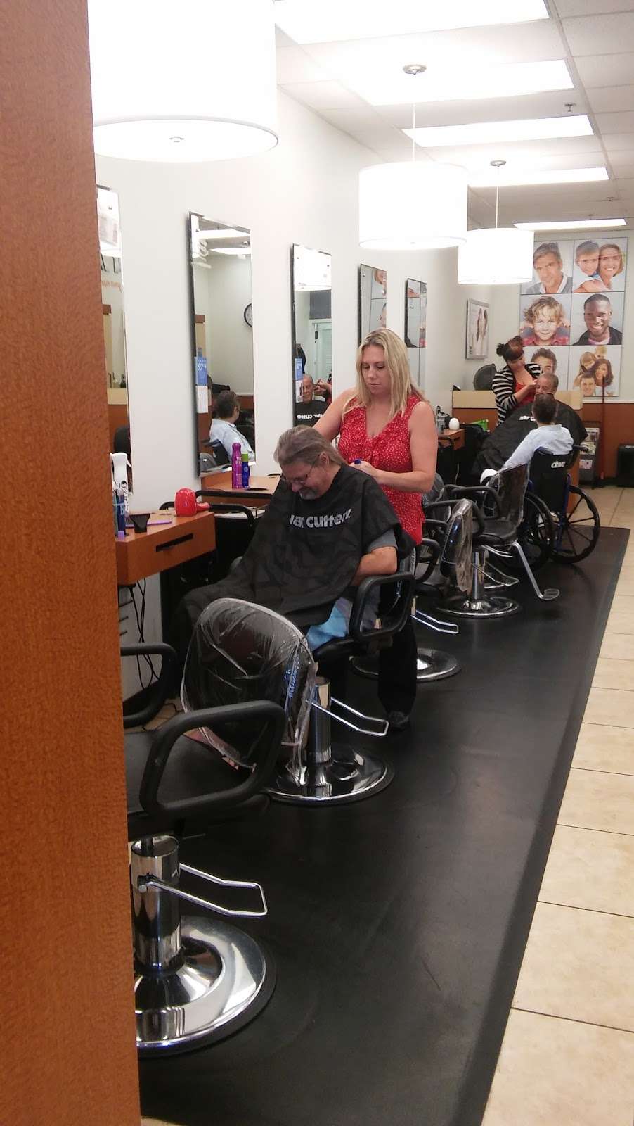 Hair Cuttery | 293 E International Speedway Blvd, DeLand, FL 32724, USA | Phone: (386) 734-9341