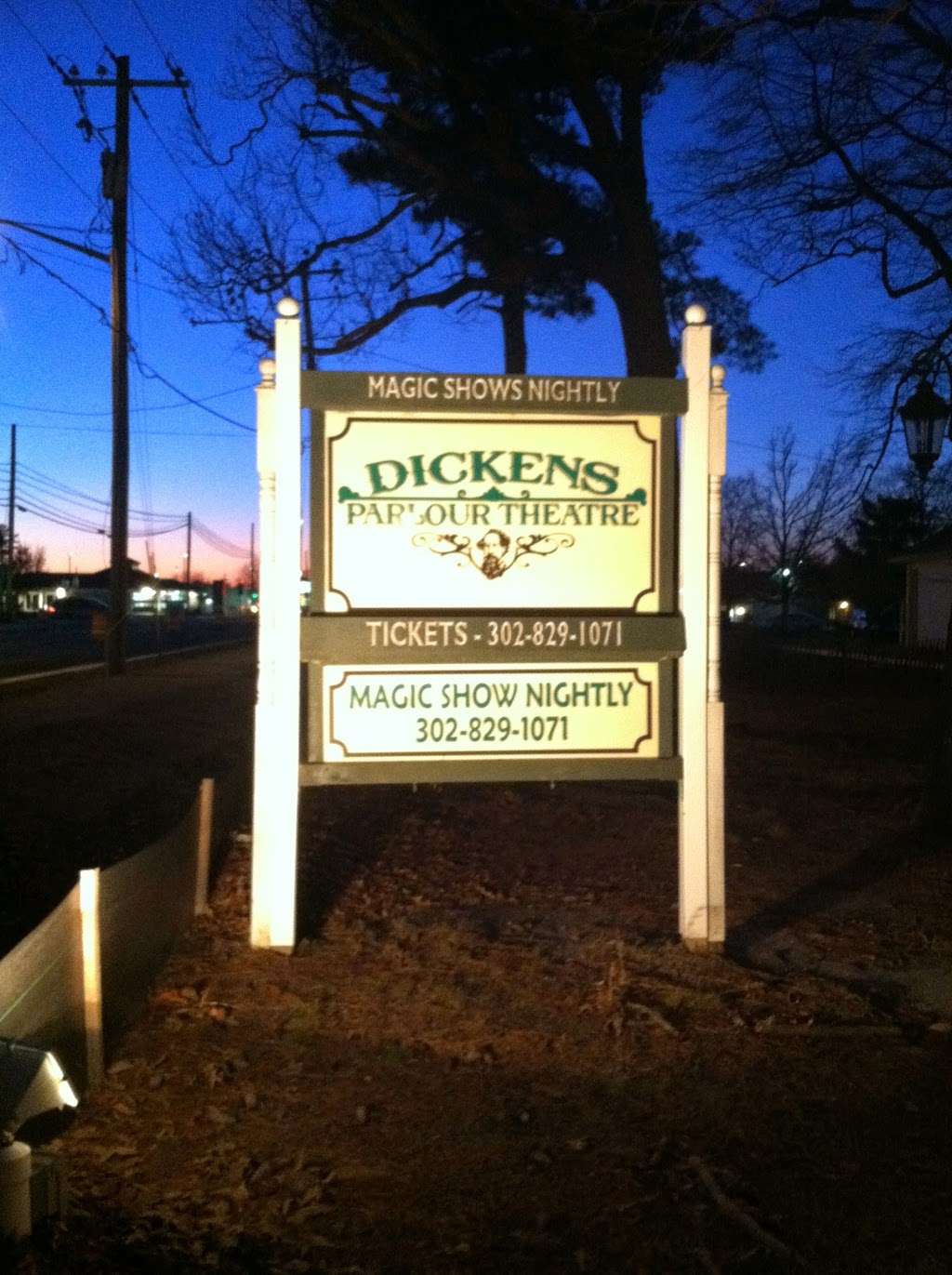 Dickens Parlour Theatre | 35715 Atlantic Ave, Millville, DE 19967, USA | Phone: (302) 829-1071