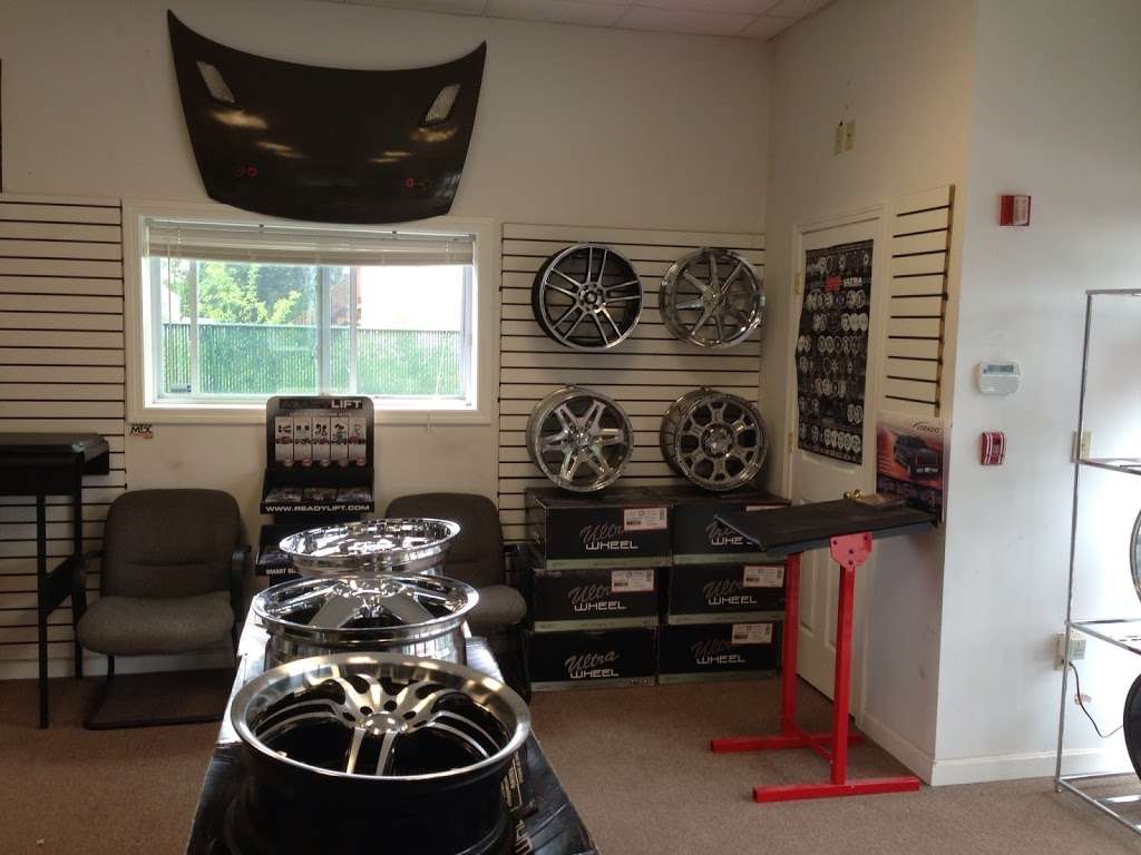 New England Rims & Tires | 484 Bedford St, East Bridgewater, MA 02333, USA | Phone: (508) 378-3269