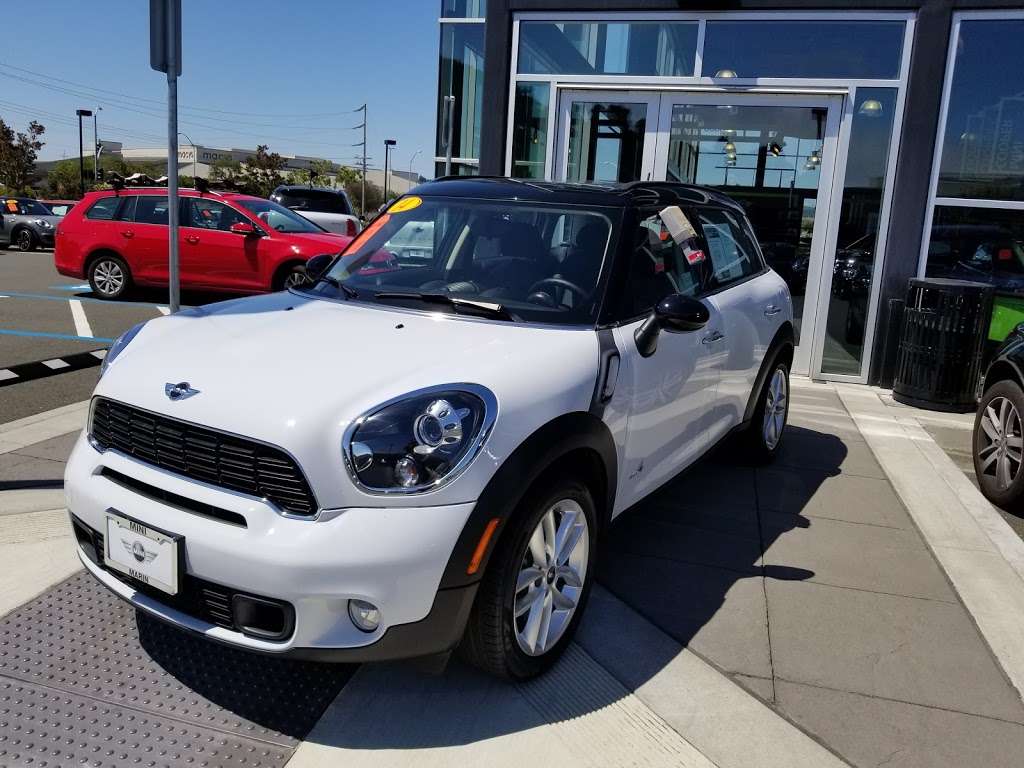 MINI of Marin | 5880 Paradise Dr, Corte Madera, CA 94925 | Phone: (415) 887-2194