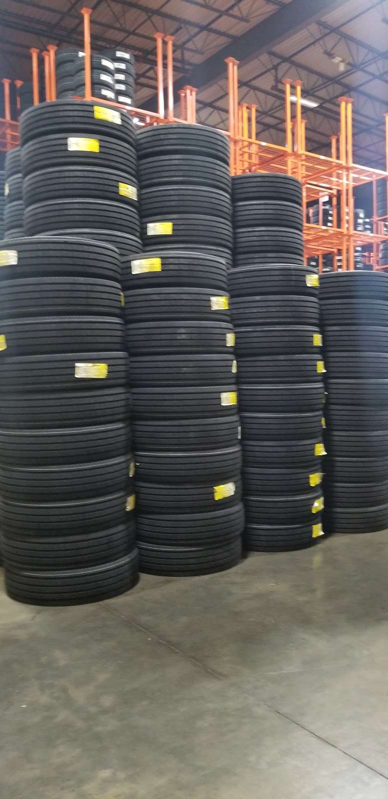 NTW - National Tire Wholesale | 5025 W 73rd St Unit C, Bedford Park, IL 60638 | Phone: (708) 728-0658