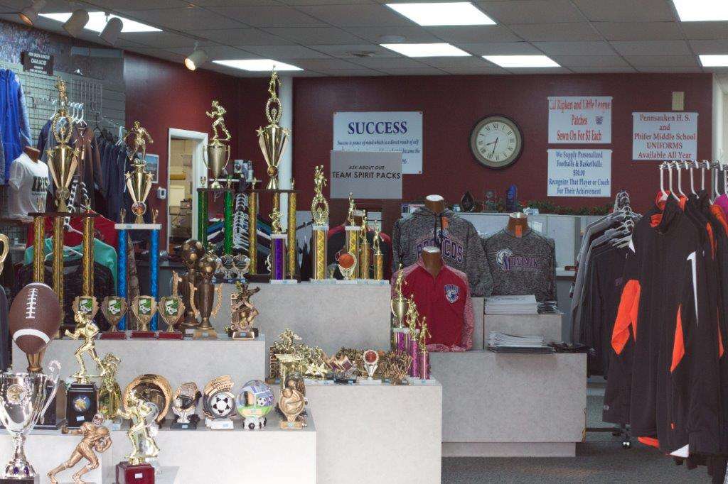 THIRD BASE SPORTS & TROPHIES | 1960 Old Cuthbert Rd #120, Cherry Hill, NJ 08034 | Phone: (856) 665-0114