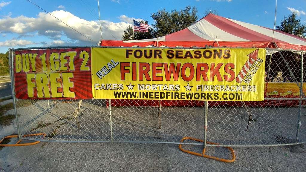 Fireworks | 2250 W Orange Blossom Trail, Apopka, FL 32712 | Phone: (386) 589-5926