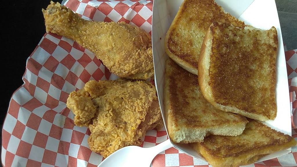 Macks Chicken | 2170 Chambers Rd, St. Louis, MO 63136, USA | Phone: (314) 867-9999