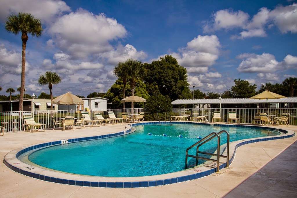 Quail Hollow Mobile Home Park | 2051 Pioneer Trail # 246, New Smyrna Beach, FL 32168, USA | Phone: (386) 427-4261