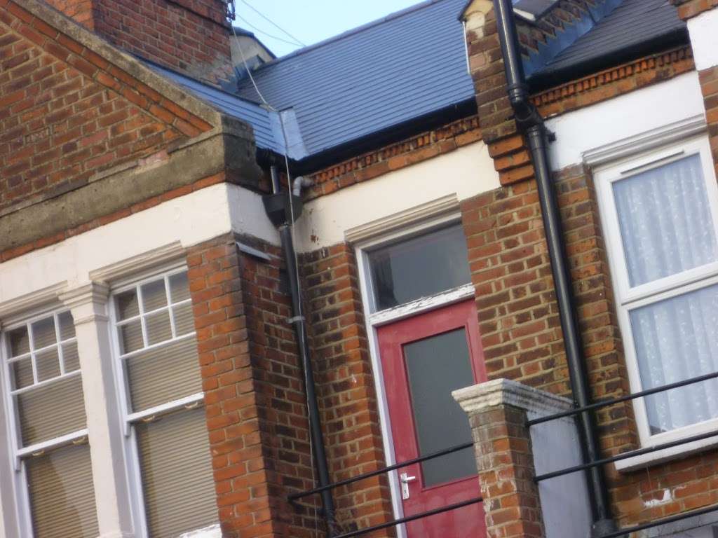 Roof Maintenance London Ltd | 139 Ferme Park Rd, London N8 9SG, UK | Phone: 07837 288999