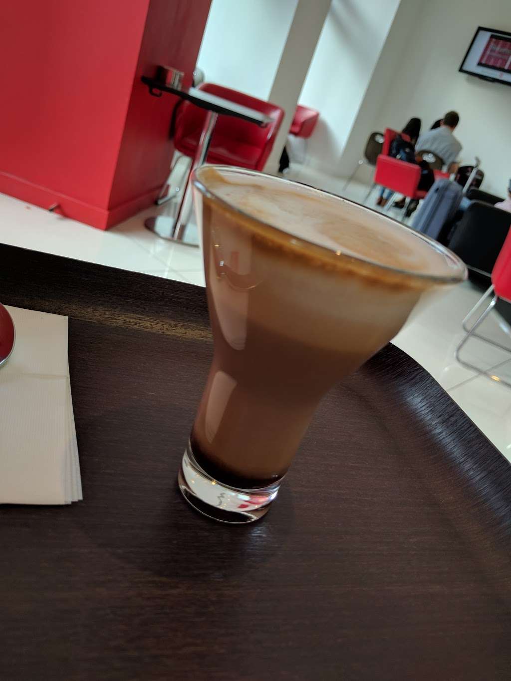 Espressamente Illy Coffee Shop, London | 200 Westminster Bridge Rd, South Bank, London SE1 7UT, UK | Phone: 020 7620 7333