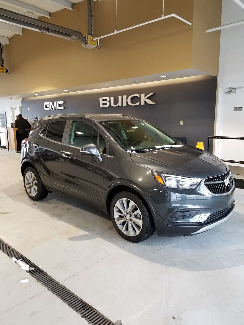 Paul Sur Buick GMC | 1551 W U.S. 30, Valparaiso, IN 46385, USA | Phone: (219) 728-4619