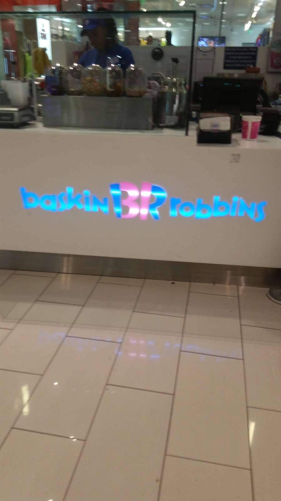 Baskin-Robbins | 6000 Sepulveda Blvd, Culver City Mall, Culver City, CA 90230, USA | Phone: (310) 397-2303