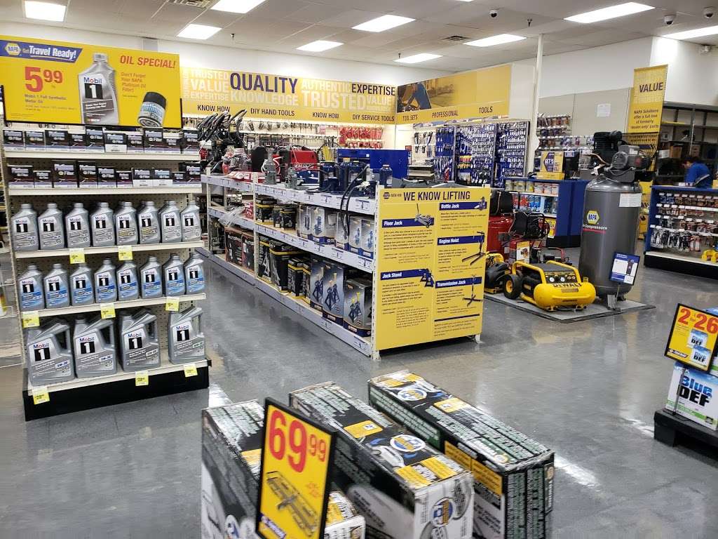 NAPA Auto Parts Genuine Parts Company | 3033 Military Pkwy, Mesquite, TX 75149, USA | Phone: (972) 289-6272