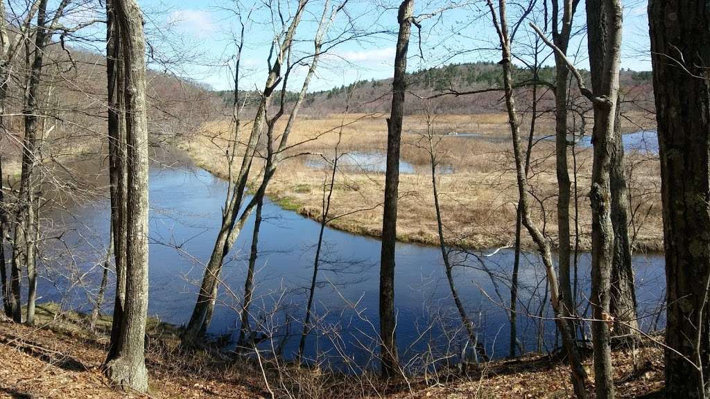 Rice City Pond | 390-286 Hartford Ave E, Uxbridge, MA 01569, USA