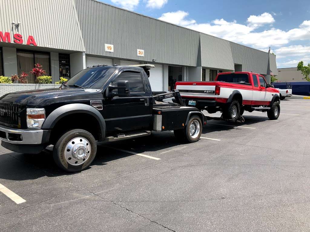 Hook and Book Towing And Recovery | 3101 McCoy Rd, Belle Isle, FL 32812 | Phone: (407) 692-8579