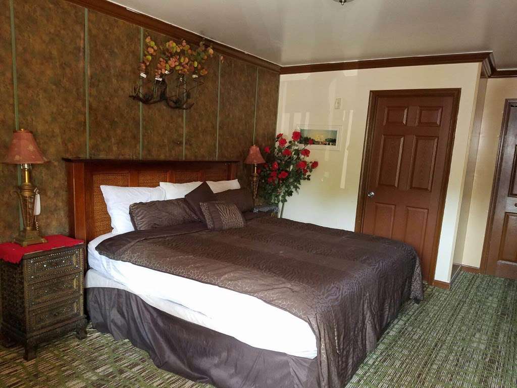 Colony Motel | 11111 Pulaski Hwy, White Marsh, MD 21162 | Phone: (410) 335-6577