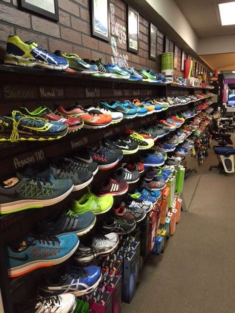 Sneaker Factory Running Centers- Basking Ridge | 25 Mountainview Blvd, Basking Ridge, NJ 07920 | Phone: (908) 542-1212