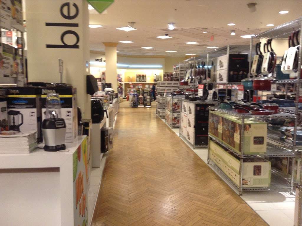 Boscovs | 180 NJ-35, Eatontown, NJ 07724, USA | Phone: (732) 389-2220