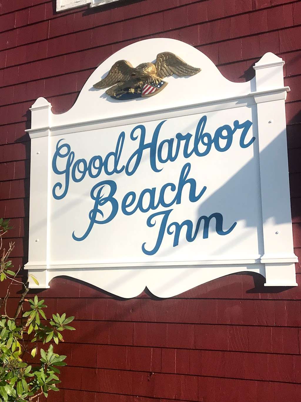Good Harbor Beach Inn | 1 Salt Island Rd, Gloucester, MA 01930, USA | Phone: (978) 283-1489
