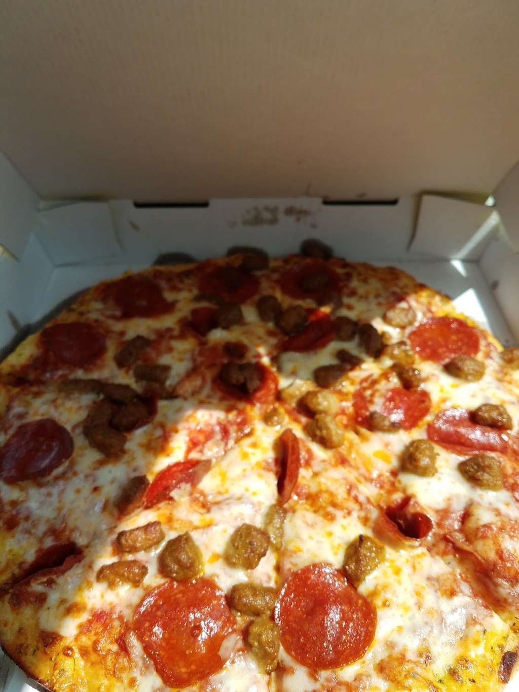 Hungry Howies Pizza | 5945 US-17, Davenport, FL 33837 | Phone: (863) 424-5000