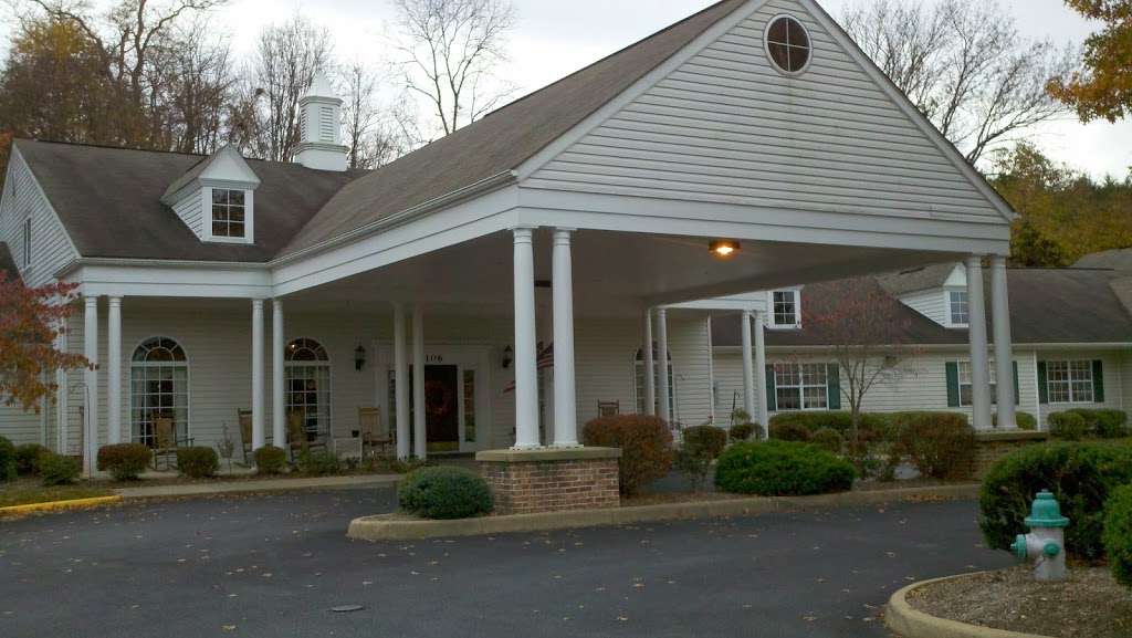 Fox Trail Senior Living | 106 Westminster Dr # 104, Front Royal, VA 22630, USA | Phone: (540) 631-0505