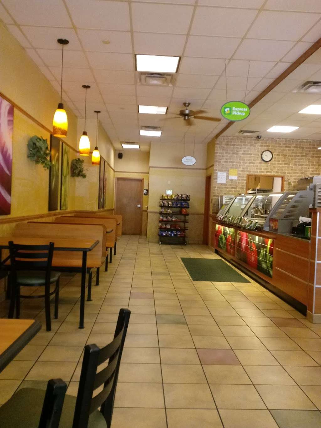 Subway Restaurants | 6225 W 56th St Suite 400, Indianapolis, IN 46254 | Phone: (317) 293-9400