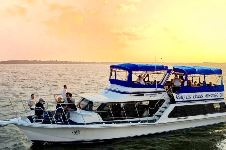 Betty Lou Cruises | 5339 Lighthouse Bay Dr, Madison, WI 53704, USA | Phone: (608) 246-3138