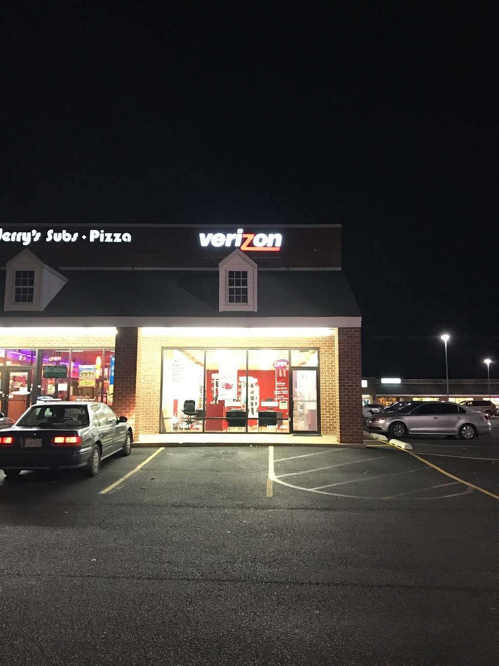 Verizon Authorized Retailer - The Wireless Center | 58 Drury Dr, La Plata, MD 20646, USA | Phone: (301) 934-3336