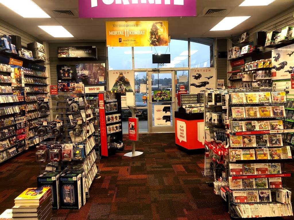 GameStop | 526 JOHN ROSS PKWY, STE 105; BLD A, Rock Hill, SC 29730, USA | Phone: (803) 327-2190