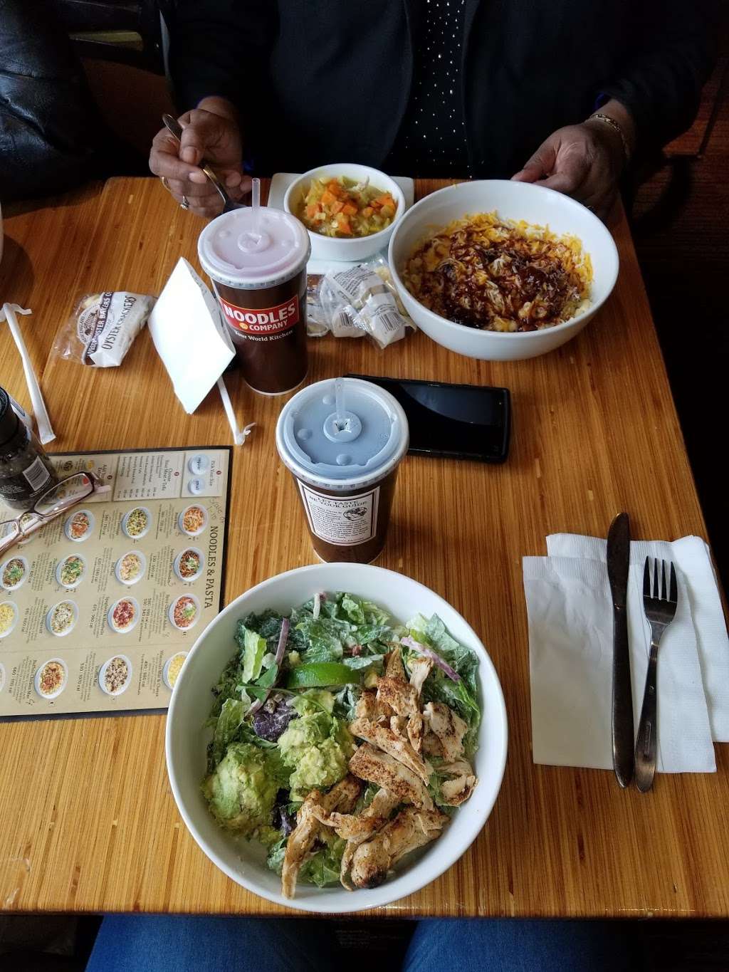 Noodles and Company | 927 Broad Ripple Ave, Indianapolis, IN 46220, USA | Phone: (317) 254-1200