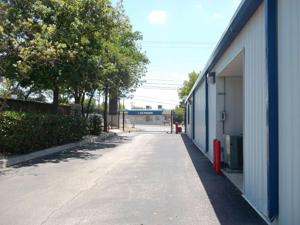 Your Storage Place - Perrin Beitel | 9423 Perrin Beitel Rd, San Antonio, TX 78217, USA | Phone: (210) 782-8469