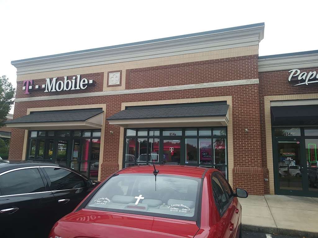 T-Mobile | 654 River Hwy Ste A, Mooresville, NC 28117, USA | Phone: (704) 664-7262