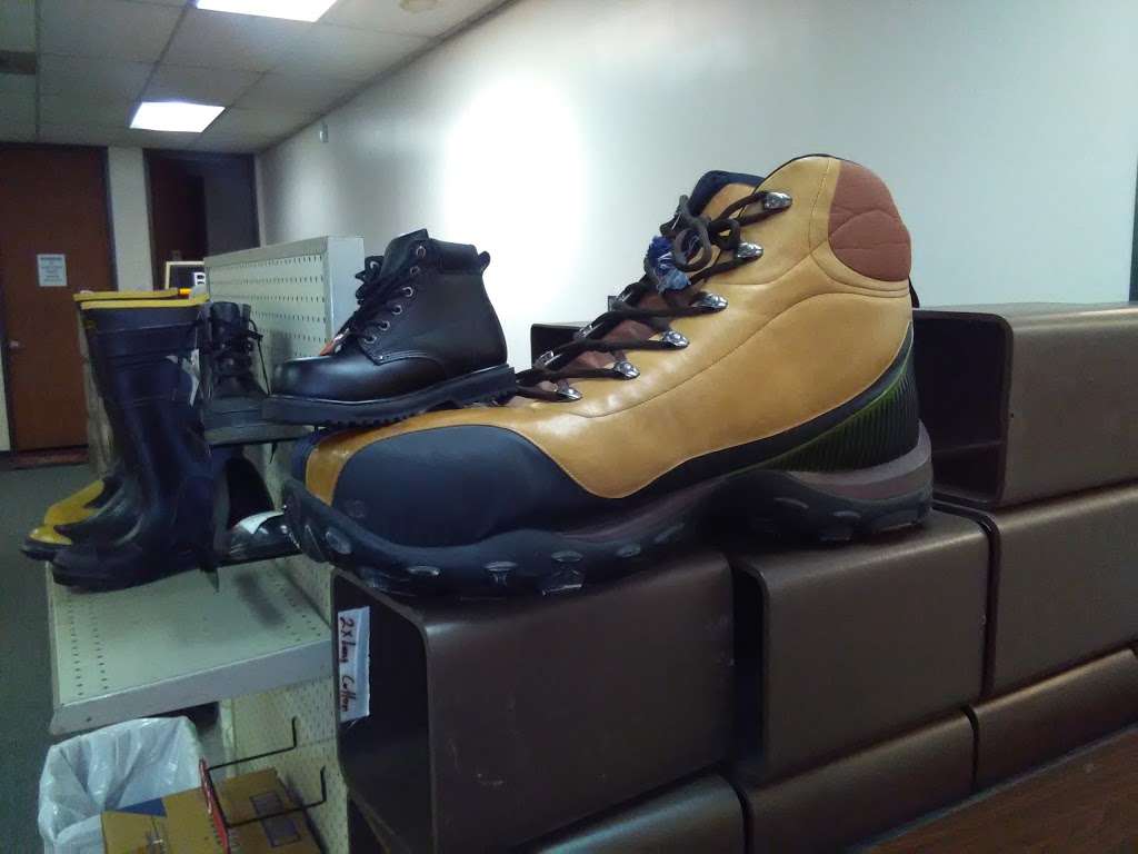 Safety Shoe Distributors | 2705, 9330 Lawndale St, Houston, TX 77012, USA | Phone: (713) 928-6691