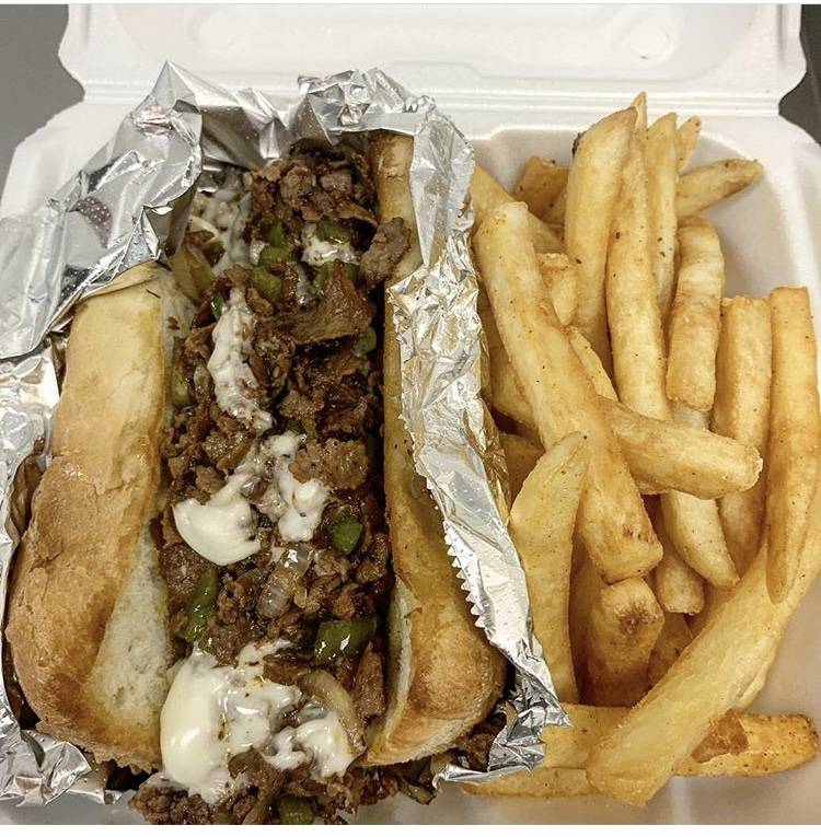 Mama Dee’s Coney Island | 340 E New Circle Rd #140, Lexington, KY 40505 | Phone: (859) 523-1001