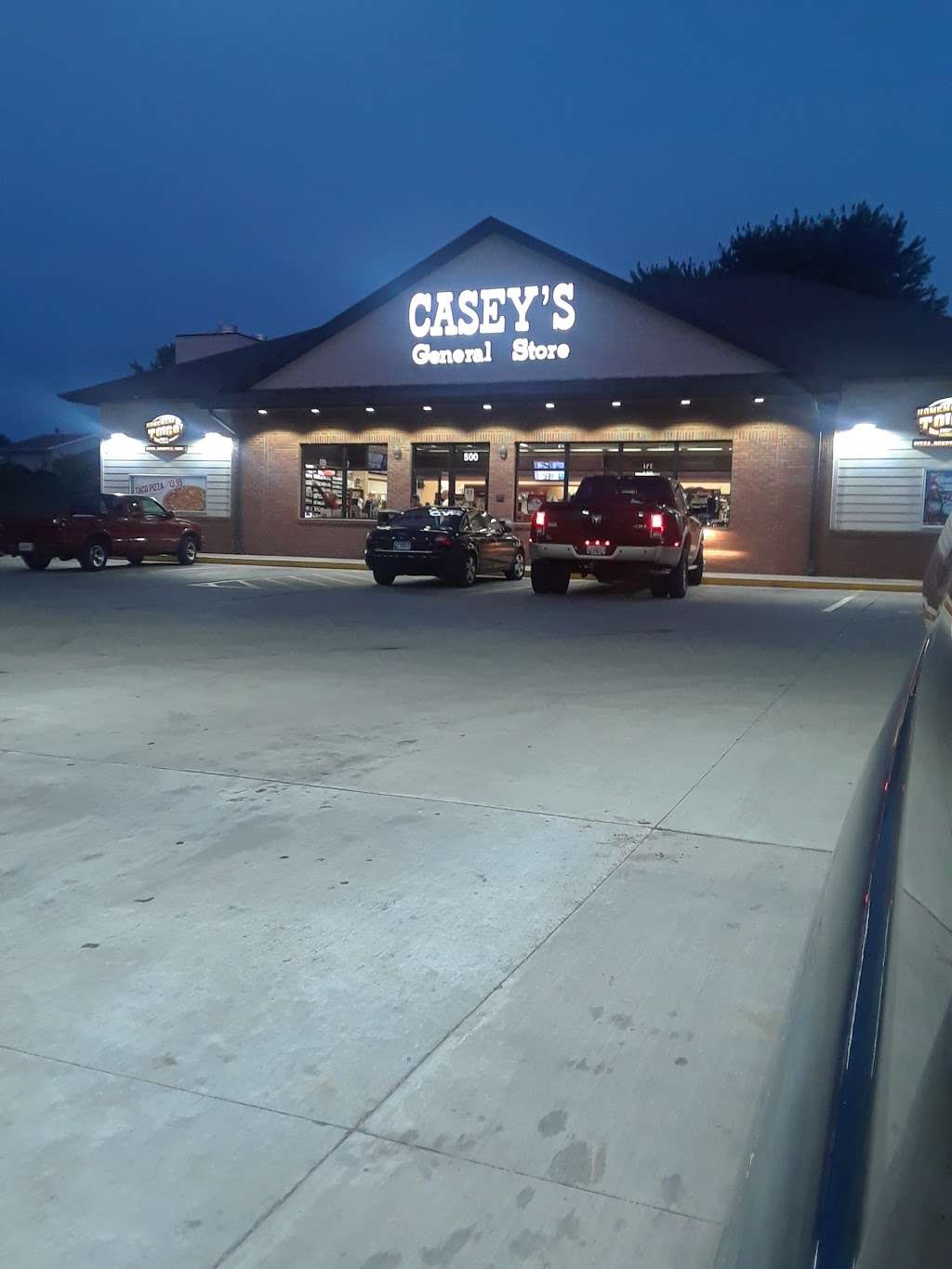 Caseys | 500 E Main St, Capron, IL 61012 | Phone: (815) 569-1502