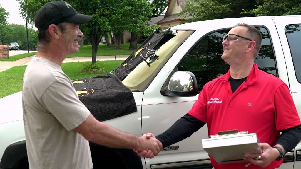 WINDSHIELD ROCK CHIP REPAIR GRAND PRAIRIE TX | 806 British Blvd, Grand Prairie, TX 75050, USA | Phone: (817) 789-2302