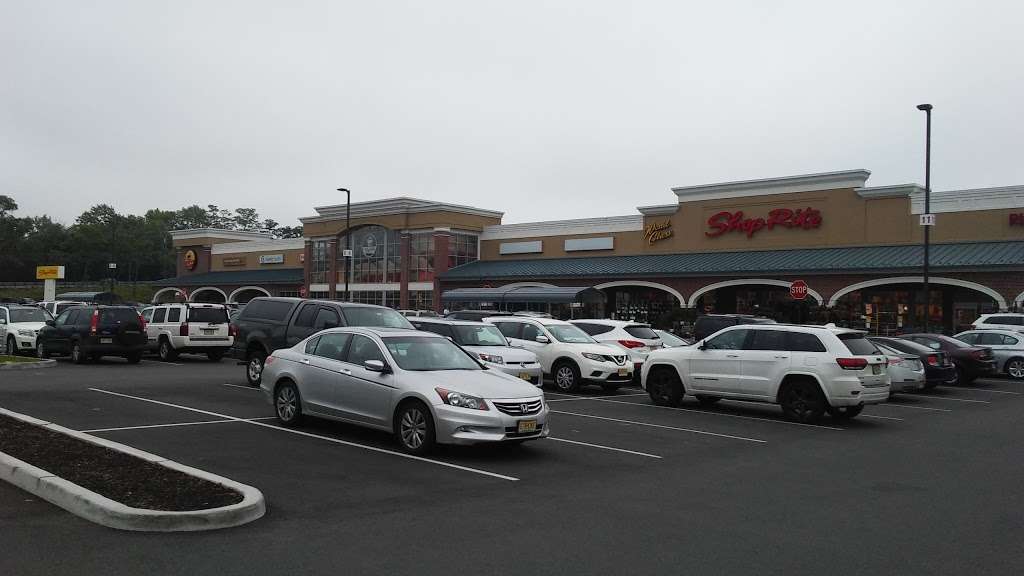 Golden Acres Shopping Center | Oak Tree, South Plainfield, NJ 07080, USA