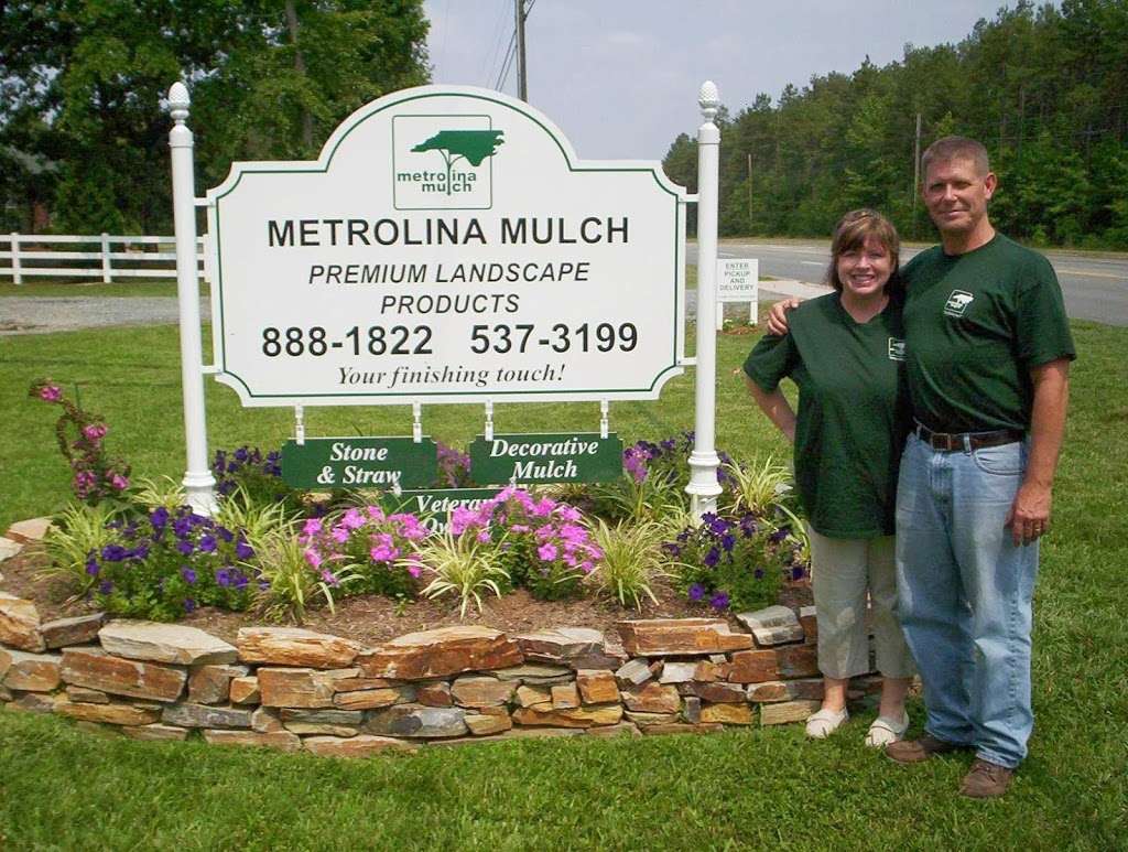 Metrolina Mulch | 3975 NC-24, Midland, NC 28107, USA | Phone: (704) 888-1822